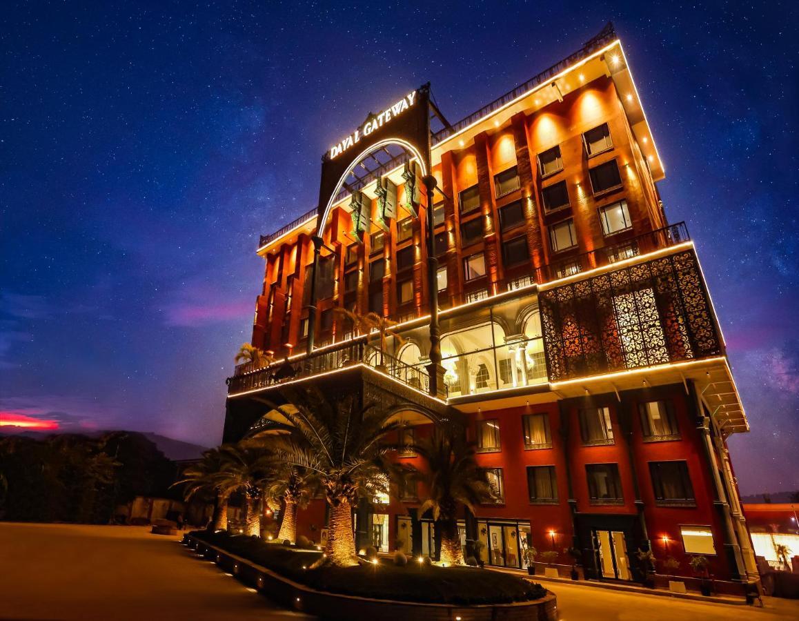 Dayal Gateway Hotel Lucknow Luaran gambar
