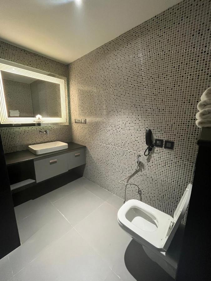 Dayal Gateway Hotel Lucknow Luaran gambar